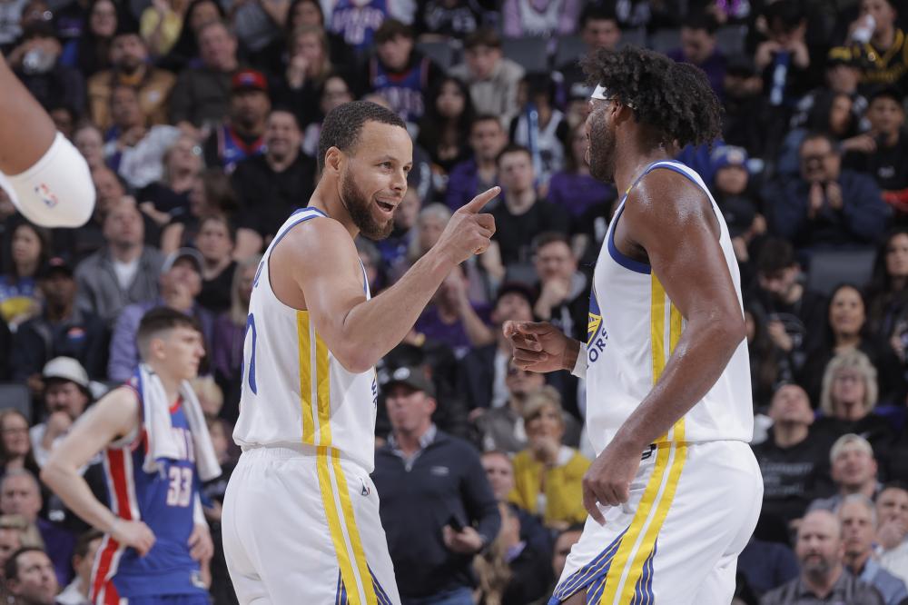 两队虽然风 两队虽然风